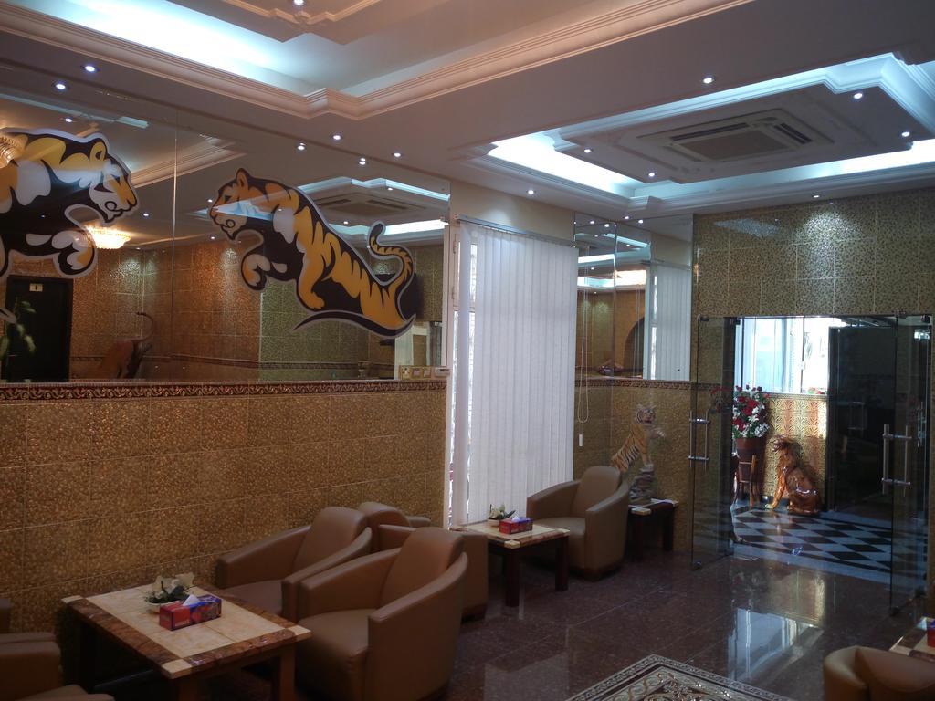 Tiger Home Hotel Apartments Mascate Esterno foto