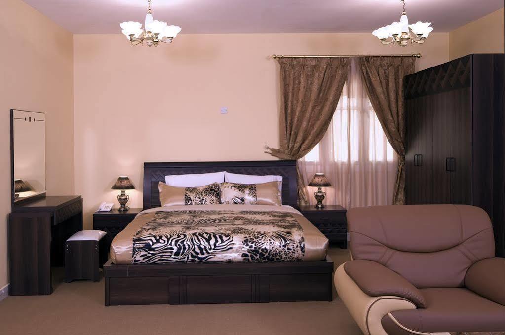 Tiger Home Hotel Apartments Mascate Esterno foto