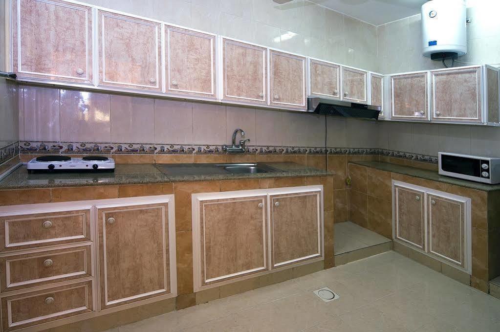 Tiger Home Hotel Apartments Mascate Esterno foto