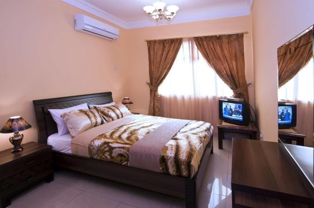 Tiger Home Hotel Apartments Mascate Esterno foto