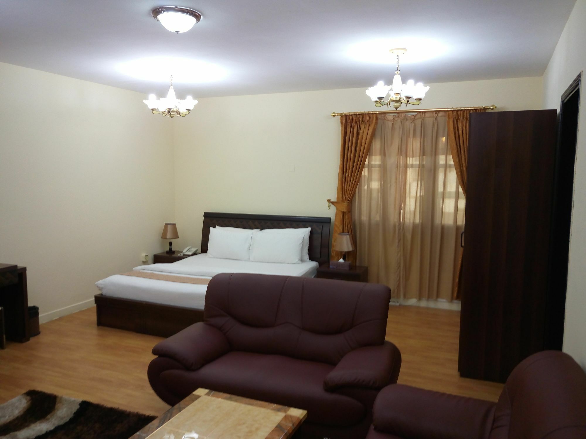 Tiger Home Hotel Apartments Mascate Esterno foto