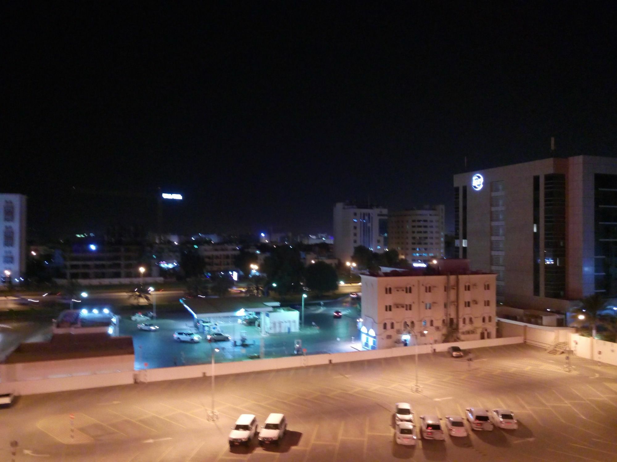 Tiger Home Hotel Apartments Mascate Esterno foto