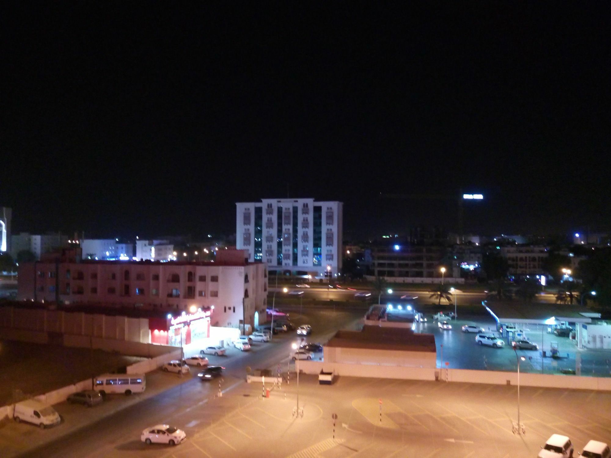 Tiger Home Hotel Apartments Mascate Esterno foto