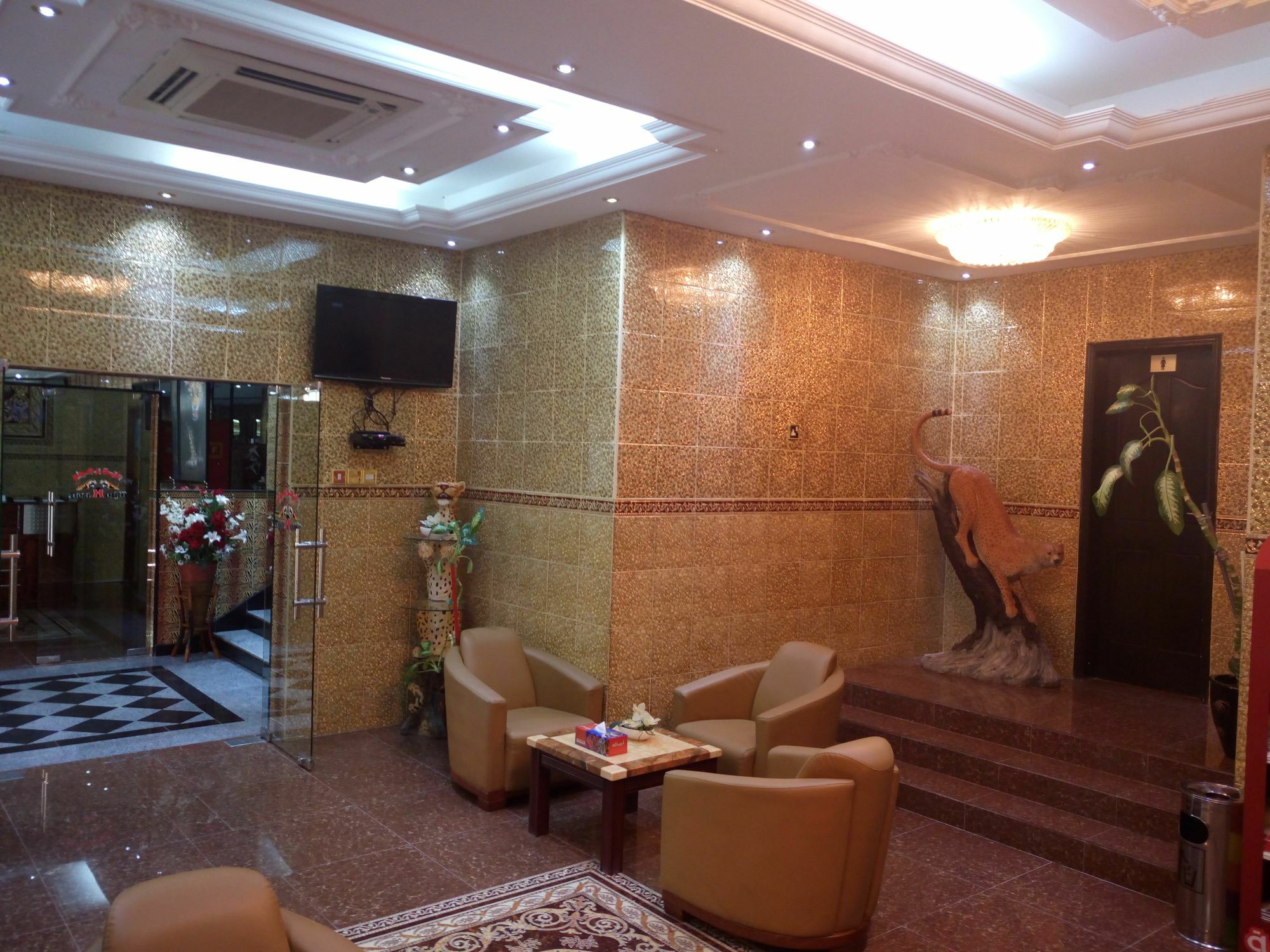 Tiger Home Hotel Apartments Mascate Esterno foto
